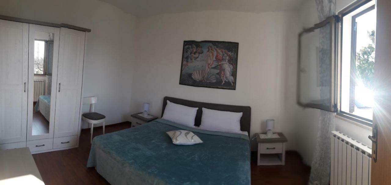 Apartman Nevia Holiday Home Ciritez Екстериор снимка